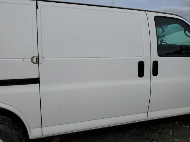 2013 Chevrolet Express G2500