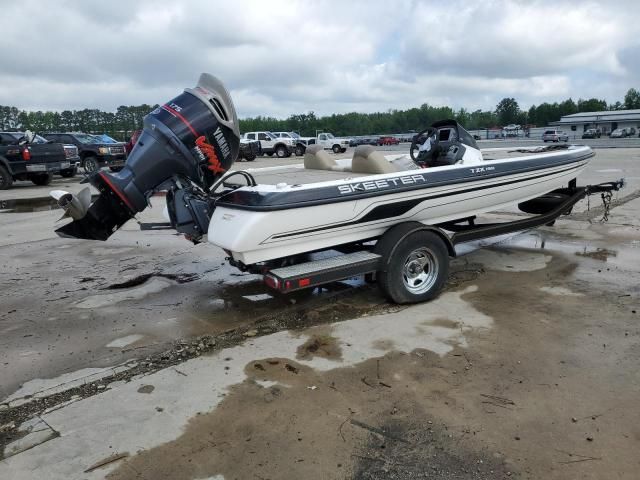 2014 Skeeter Boat