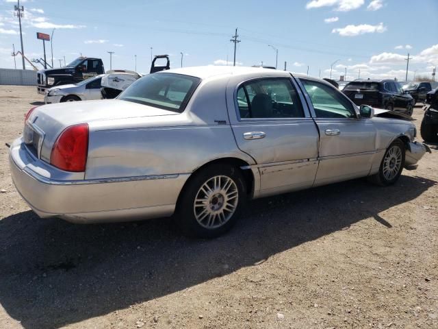 2007 Lincoln Town Car Signature Limited