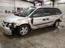 Salvage cars for sale from Copart Avon, MN: 2005 Dodge Grand Caravan SE