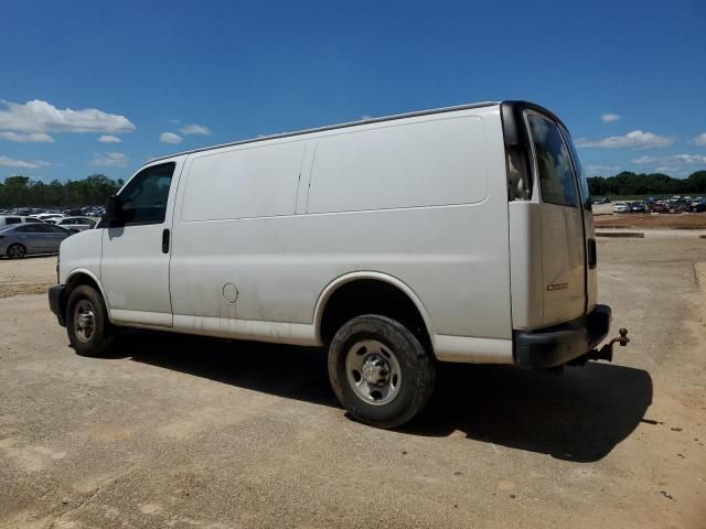 2020 Chevrolet Express G2500