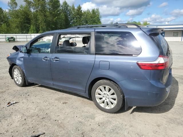 2016 Toyota Sienna XLE