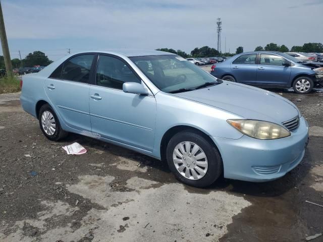 2005 Toyota Camry LE