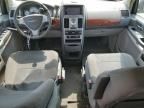 2009 Chrysler Town & Country LX