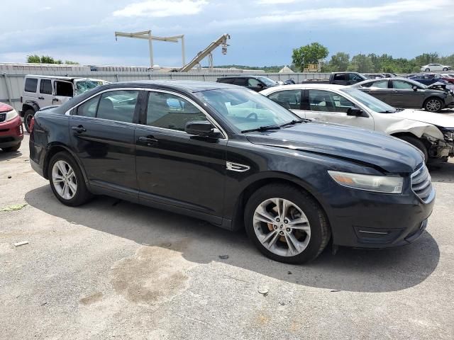 2014 Ford Taurus SEL