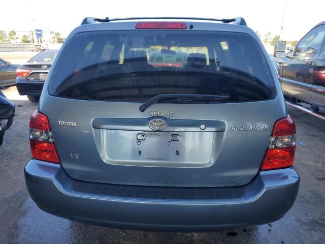 2004 Toyota Highlander Base