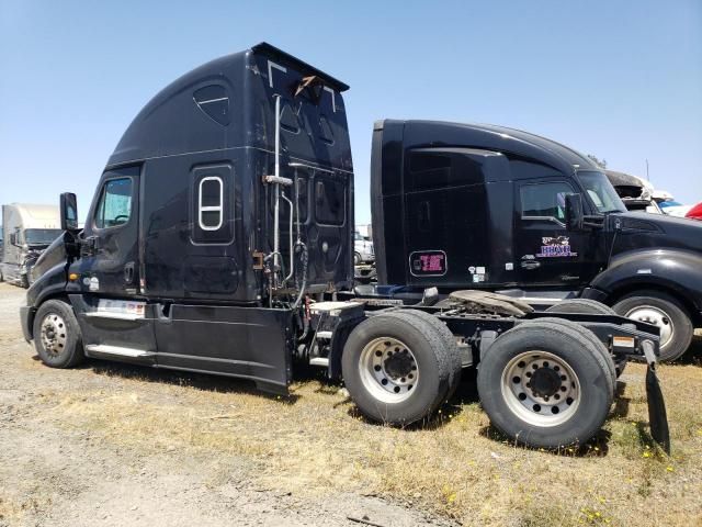 2014 Freightliner Cascadia 125