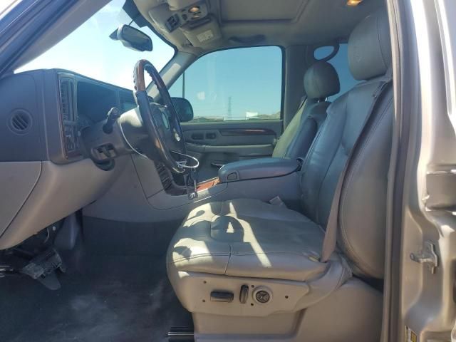 2005 Cadillac Escalade Luxury