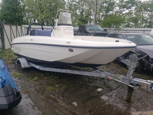 2016 Bayliner Element 18