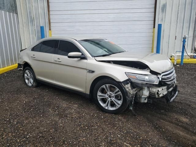 2017 Ford Taurus SEL