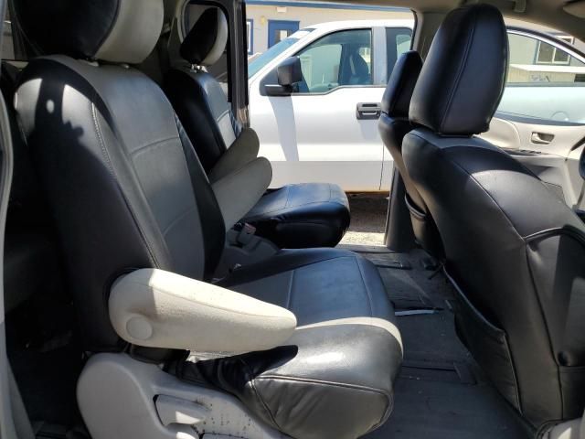 2011 Toyota Sienna