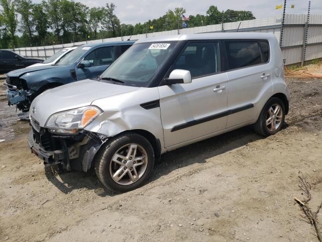 2011 KIA Soul +