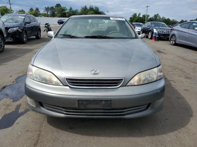 2000 Lexus ES 300