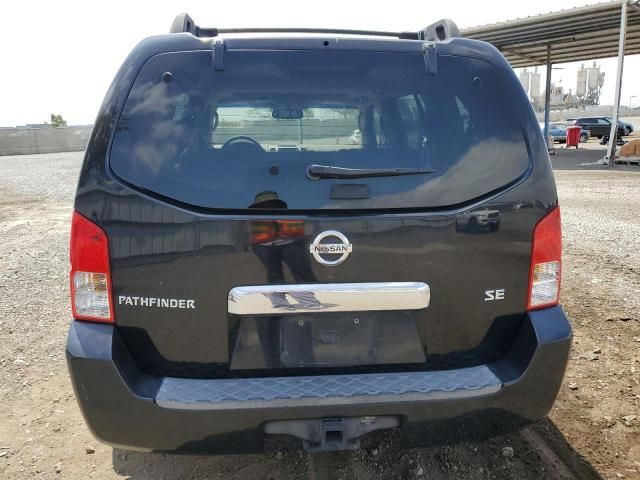 2006 Nissan Pathfinder LE