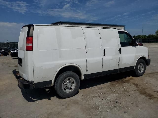 2015 Chevrolet Express G2500