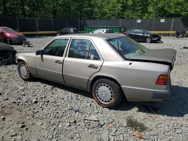 1990 Mercedes-Benz 300 E 2.6