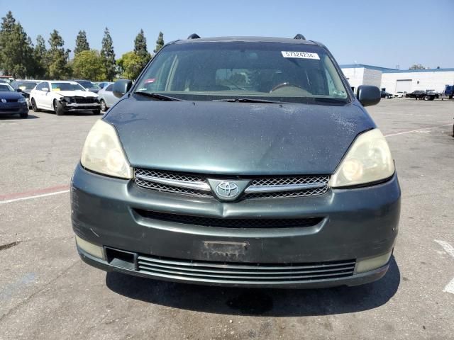 2005 Toyota Sienna XLE