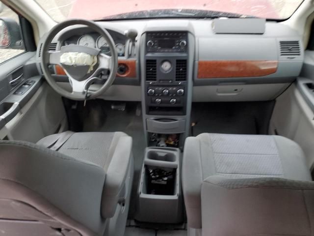 2008 Chrysler Town & Country LX