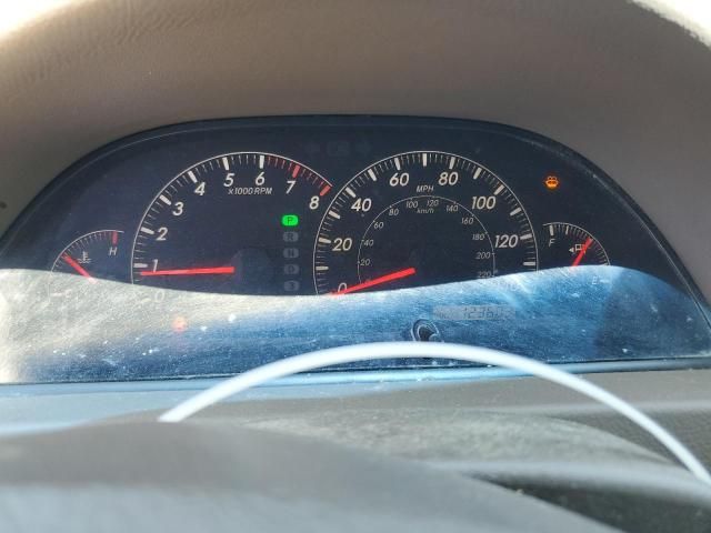 2005 Toyota Camry LE