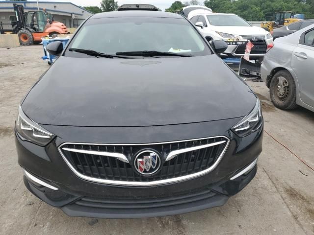 2018 Buick Regal Essence