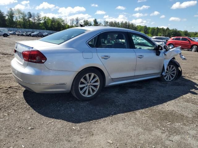 2013 Volkswagen Passat SEL