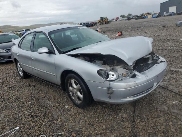 2001 Ford Taurus SE