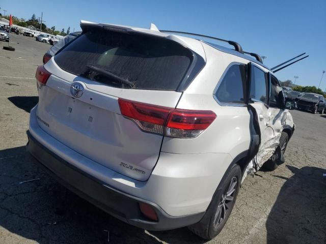 2018 Toyota Highlander SE