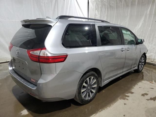 2018 Toyota Sienna XLE