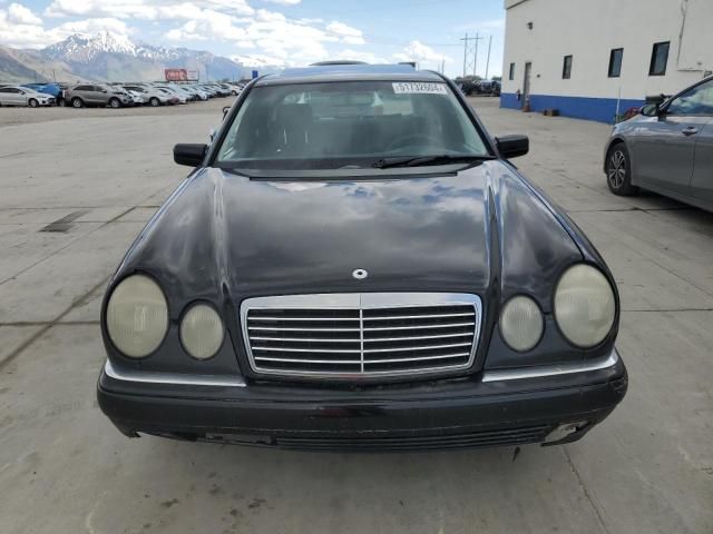 1999 Mercedes-Benz E 320