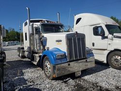 Lots with Bids for sale at auction: 2007 Kenworth Construction W900