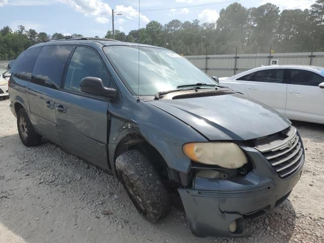 2006 Chrysler Town & Country Limited