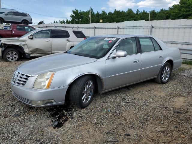 2010 Cadillac DTS Luxury Collection