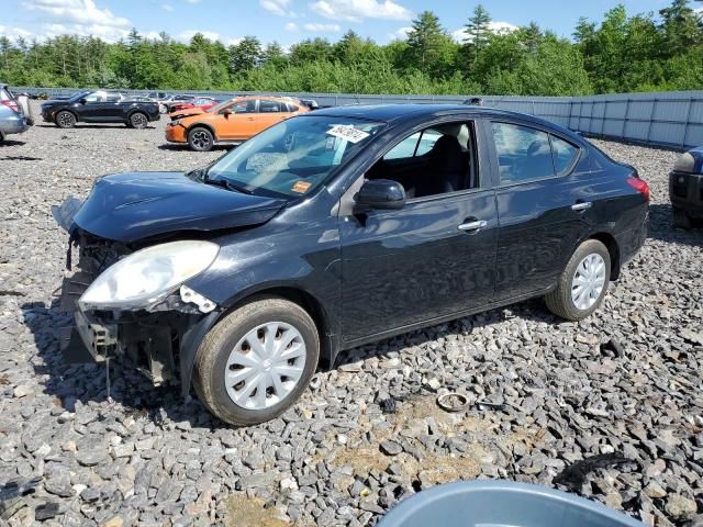 2012 Nissan Versa S