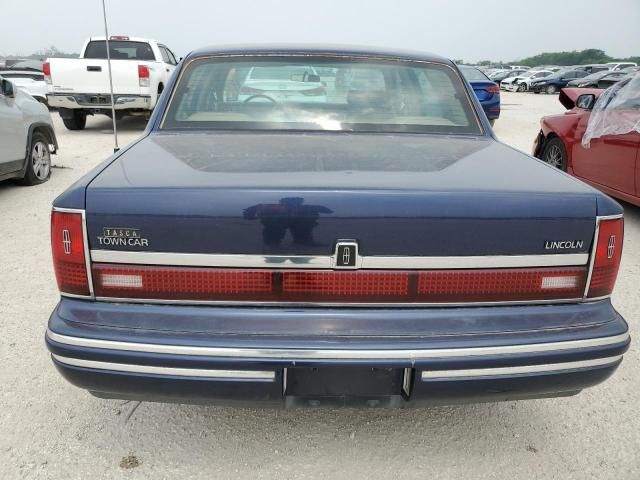 1994 Lincoln Town Car Signature