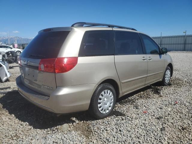 2007 Toyota Sienna CE