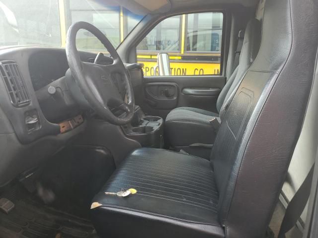 2002 Chevrolet Express G3500