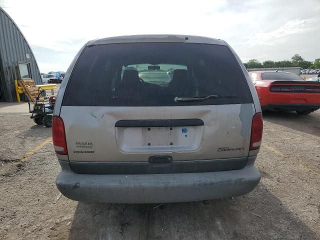 1996 Dodge Grand Caravan SE