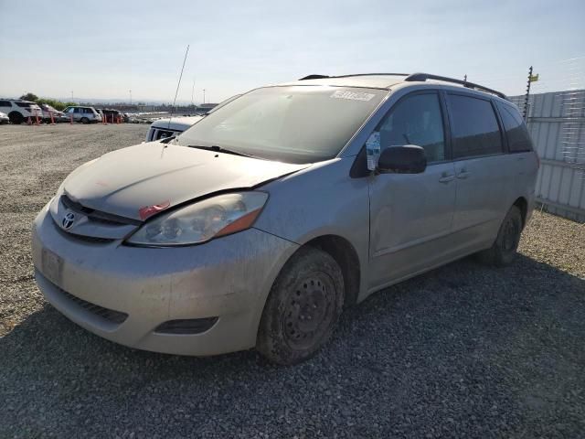 2007 Toyota Sienna CE