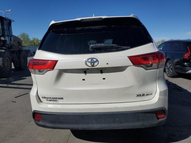 2018 Toyota Highlander SE