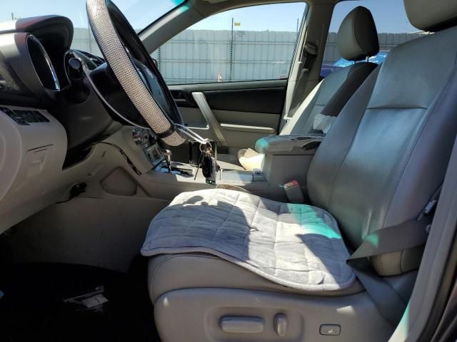 2013 Toyota Highlander Base