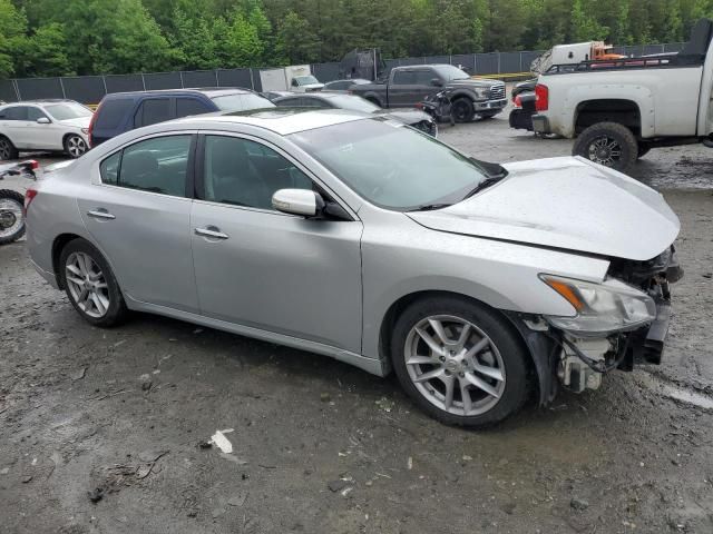 2010 Nissan Maxima S