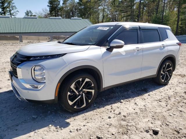 2022 Mitsubishi Outlander SE