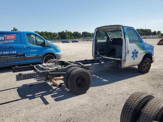 2018 Ford Econoline E350 Super Duty Cutaway Van