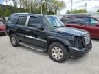 2004 Cadillac Escalade Luxury