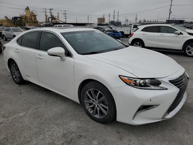 2016 Lexus ES 300H