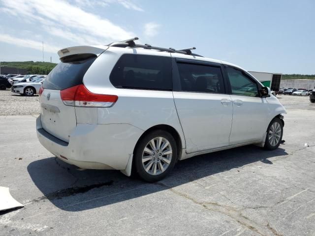 2012 Toyota Sienna XLE