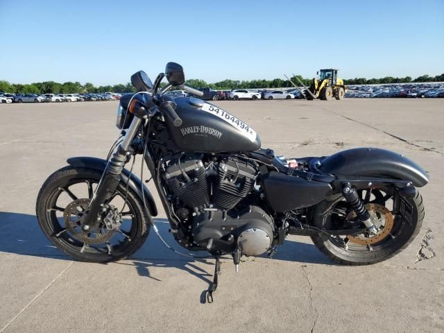 2014 Harley-Davidson XL883 Iron 883