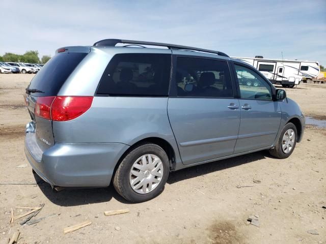 2007 Toyota Sienna CE