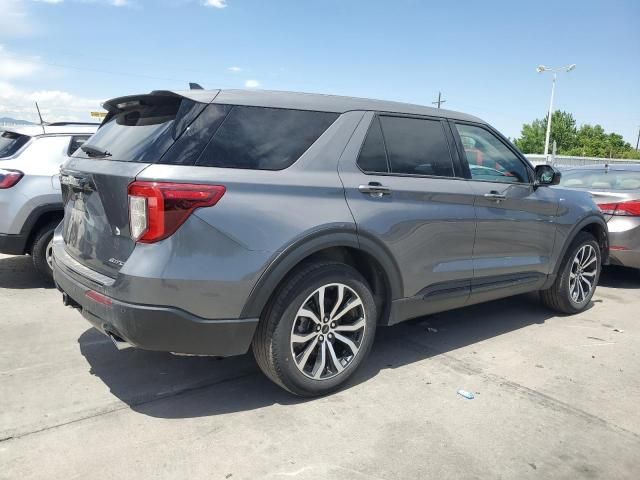 2022 Ford Explorer ST-Line