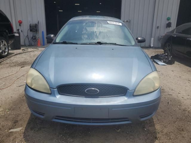 2005 Ford Taurus SE